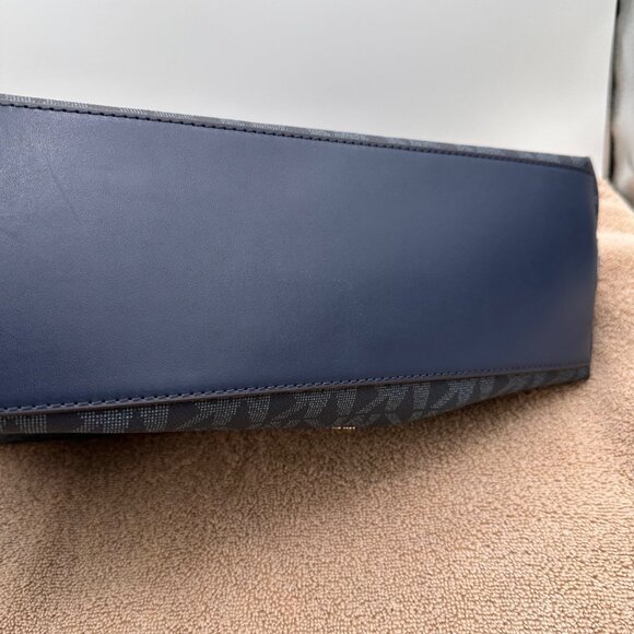 Michael Kors Jet NWT Large Tote Bag Navy Blue Logo Shoulder Handbag 11 X 15 X 5" - Picture 9 of 14